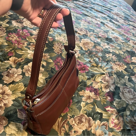 Liz Claiborne Brandy colored Leather shoulder bag - Picture 6 of 13